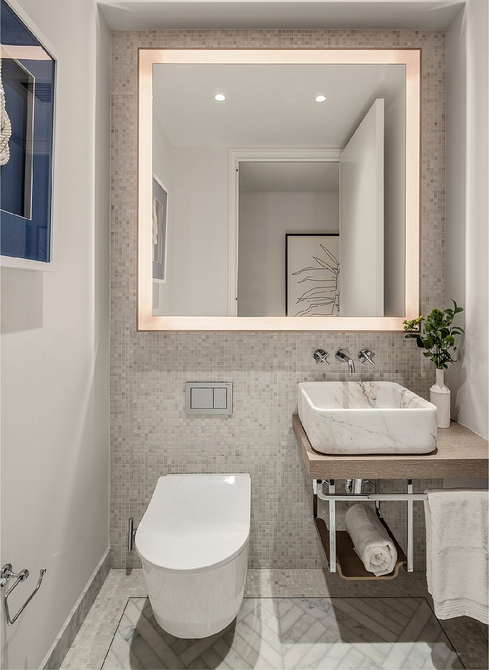 6 A Medium Res Powder Room